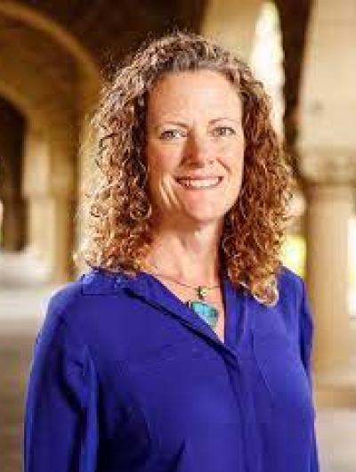 Portrait of Beth Pruitt