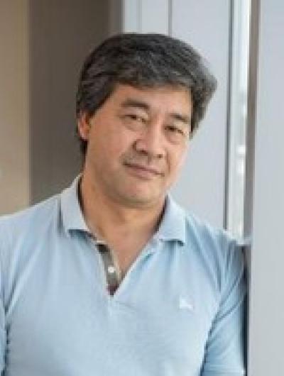 Portrait of Stuart Ogawa